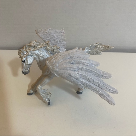 Set of 6 Safari LTD Hand-Painted Mythical Creature Figure Toys - Picture 5 of 16